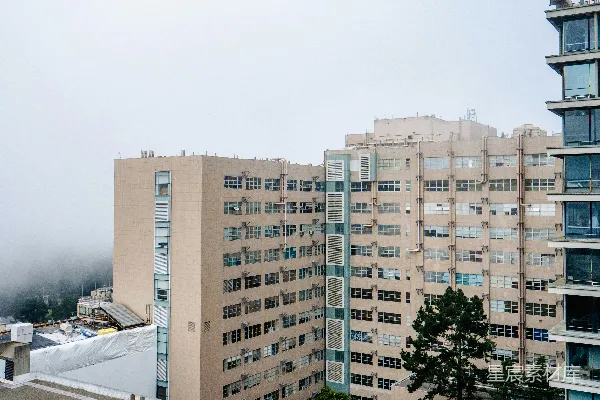 高清摄影 白天的棕色混凝土建筑