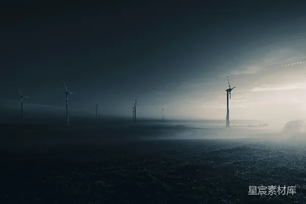 高清摄影 一片田地里夜晚的风力发电机群