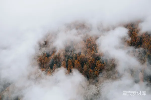 高清摄影 云雾缭绕的山峦