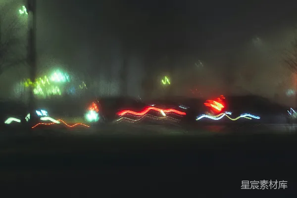 高清摄影 夜景中的一张模糊的照片