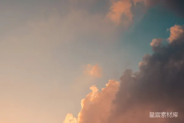 高清摄影 白天的白云和蓝天