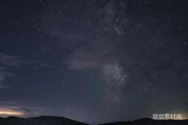 高清摄影 夜空映照在水面