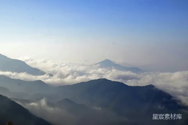 高清摄影 山间云雾的一览