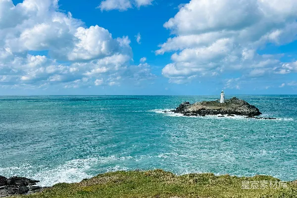 高清摄影 海岛上的一座灯塔