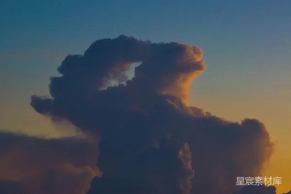 高清摄影 天空中巨大的爆炸