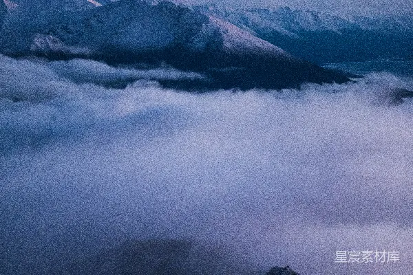 高清摄影 云海与山的 aerial 照片