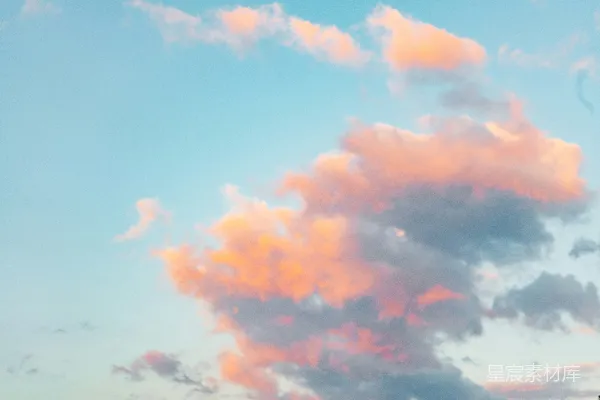 高清摄影 空中飞行的飞机 surrounded by many clouds