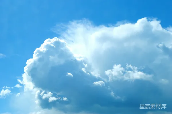 高清摄影 空中飞行的飞机 surrounded by many clouds