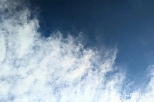 高清摄影 一个人正在高空中放风筝