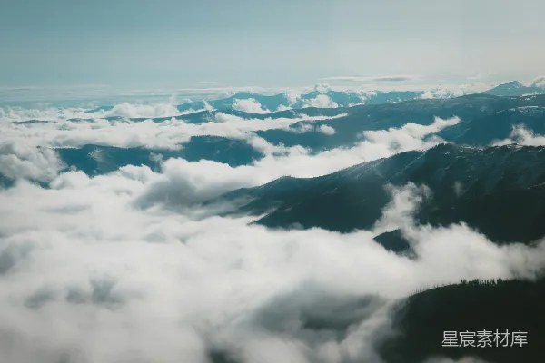 高清摄影 飞机上看的一些山和云的景象
