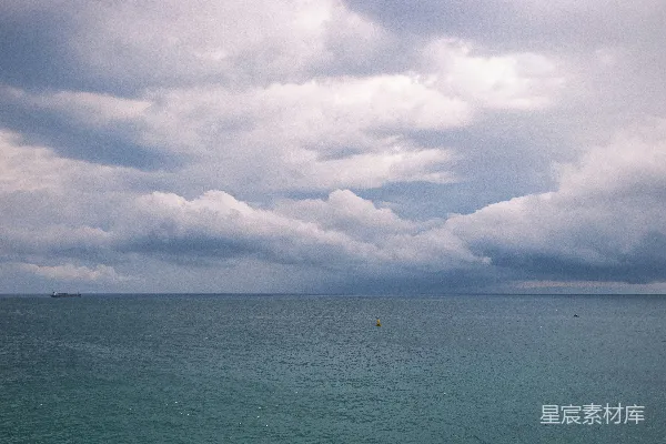高清摄影 天空之下的水域