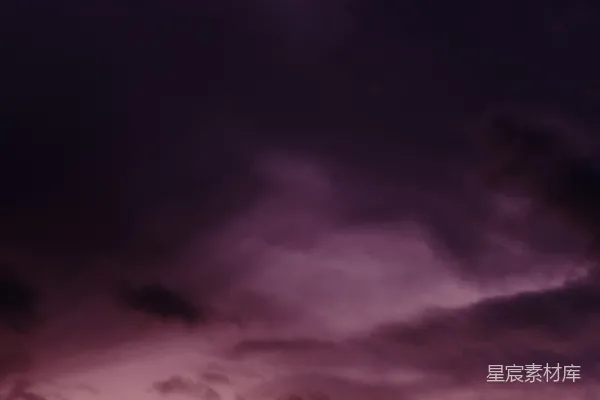 高清摄影 金黄时刻的天空照片