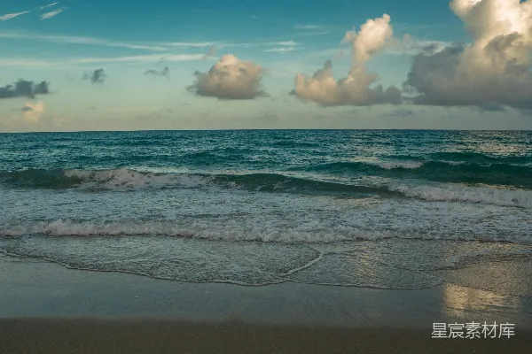 高清摄影 白天海边的海浪