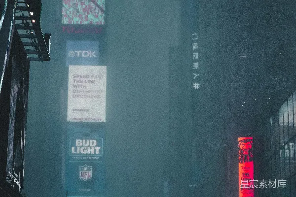 高清摄影 夜间道路上的车辆