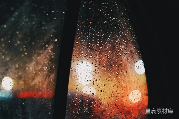高清摄影 窗上有雨滴