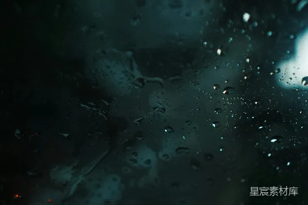 高清摄影 玻璃面板上的水珠