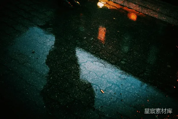 高清摄影 玻璃窗上的水珠