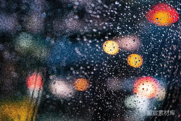 高清摄影 一幅雨淋模糊的窗户特写