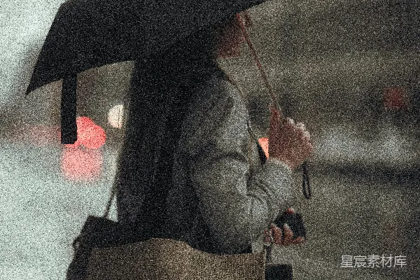 高清摄影 黑色外套的人拿着雨伞