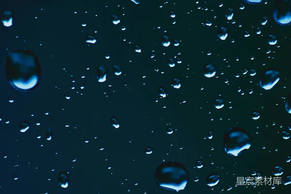 高清摄影 玻璃面板上的水珠