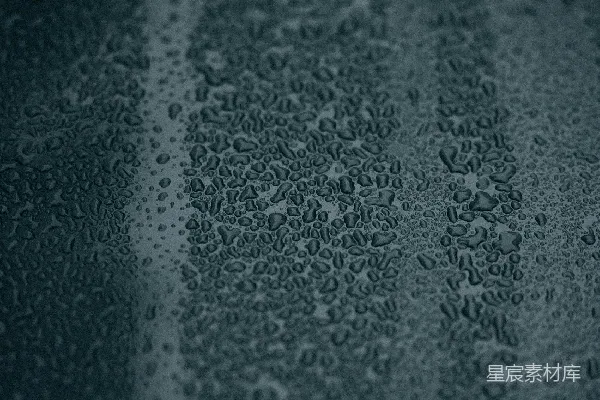 高清摄影 玻璃窗上的雨滴