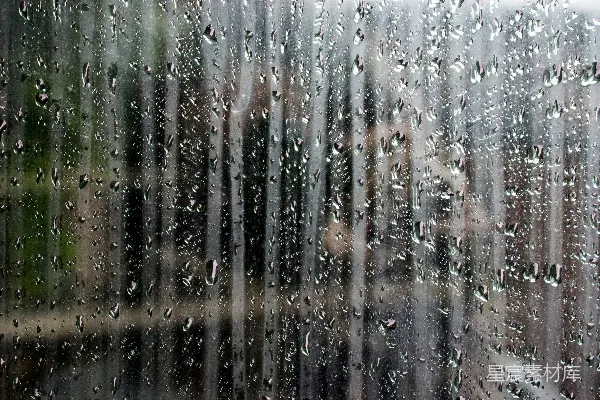 高清摄影 窗户上的雨滴