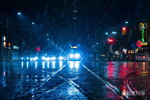 高清摄影 路面上车辆下方持续拍摄的雨景时间轴照片