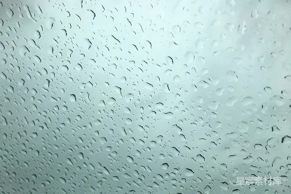 高清摄影 玻璃窗上的雨滴