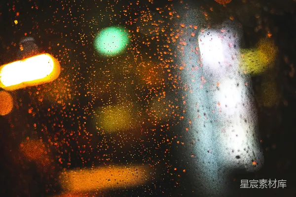 高清摄影 夜晚城市街道的一张模糊照片