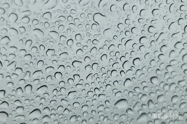 高清摄影 一幅雨水覆盖的窗户特写