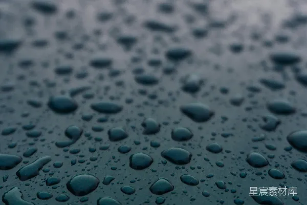 高清摄影 蓝表面上的水滴