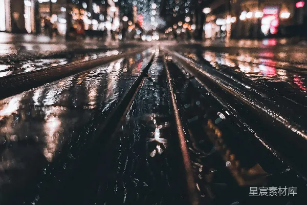 高清摄影 城市夜路上的延时摄影