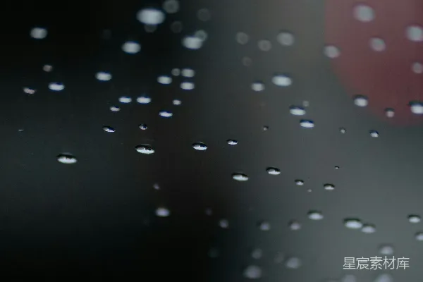 高清摄影 玻璃窗上的水滴