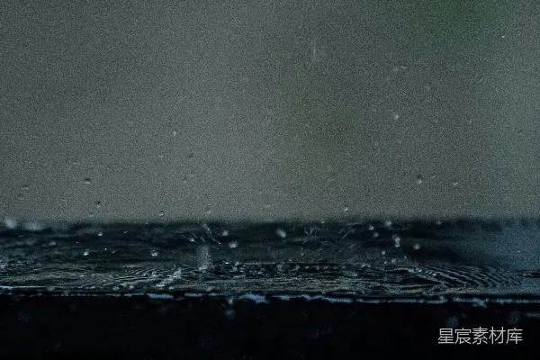 高清摄影 玻璃上的水珠