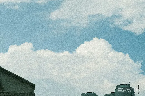 高清摄影 顶部有钟的建筑