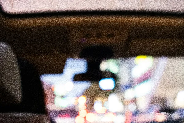 高清摄影 汽车后座上的一张手机特写照片