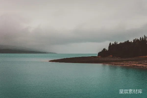 高清摄影 绿海滩下 Nimbus 云层的风景摄影