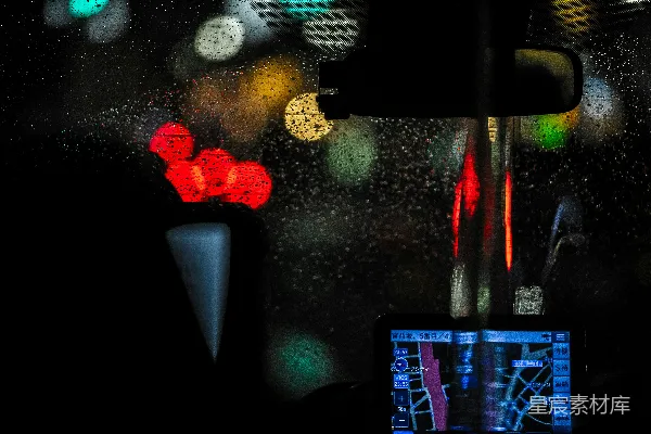 高清摄影 透过雨窗看的城市