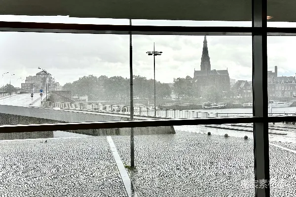 高清摄影 透过窗户看的城市景色