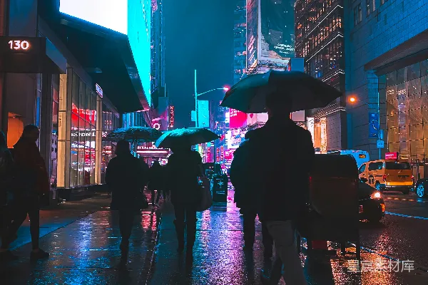 高清摄影 夜晚人们在街上行走