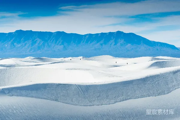 高清摄影 雪覆盖的山景照片