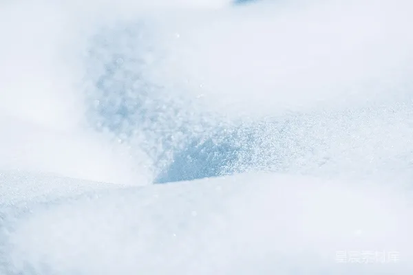 高清摄影 蓝色背景上的白雪