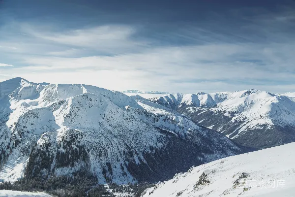 高清摄影 覆盖白雪的山景照片