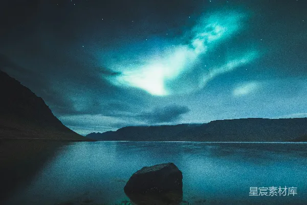 高清摄影 夜间拍摄的极光北极光风光摄影