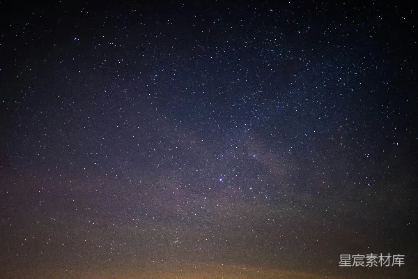 高清摄影 夜晚的蓝天中有星星
