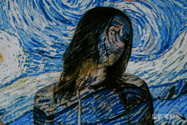 高清摄影 一位穿着黑色连衣裙的女人的画像
