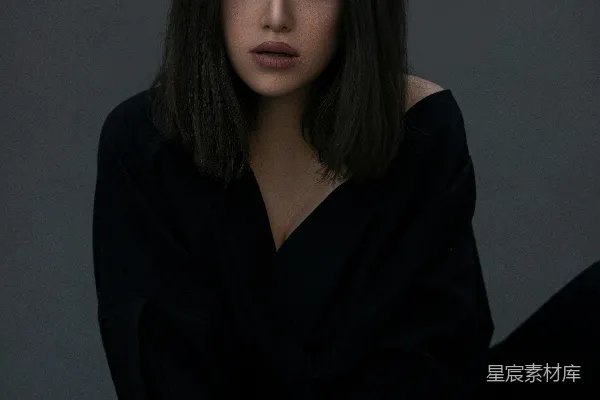 高清摄影 黑色长袖女上衣