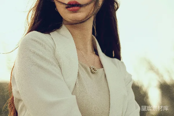 高清摄影 留长发的女人