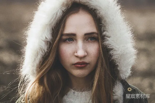 高清摄影 黑白皮毛领女夹克