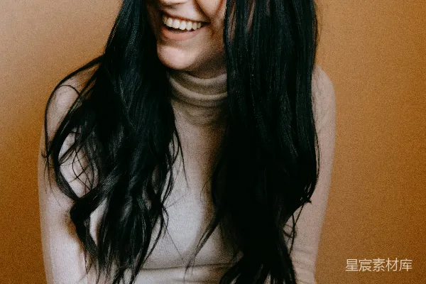 高清摄影 白衬衫女子微笑
